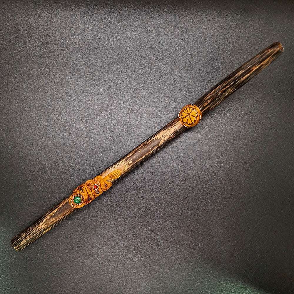 Tepi Instrumentenkunst, Handgefertigt Aus Palisangre, Pona, Ayahuasca, Palo Santo Und Palo Rosa.