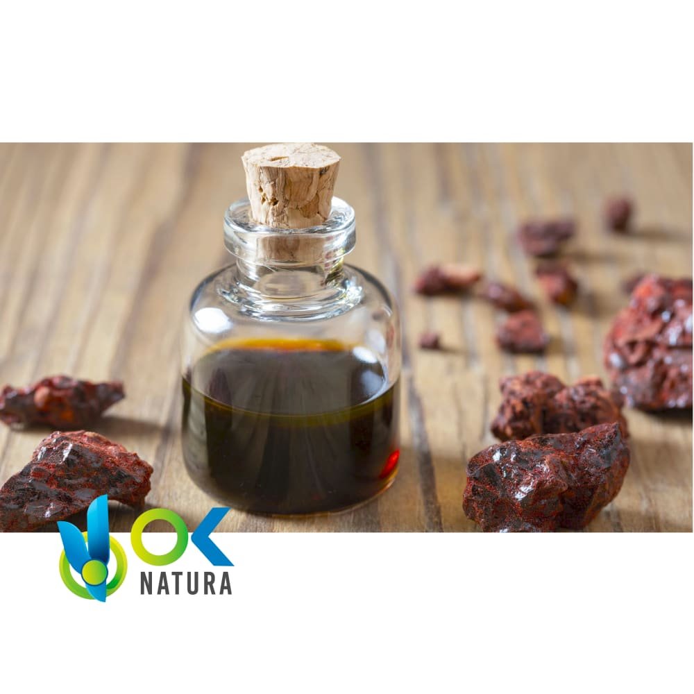 Olio essenziale di SANGRE DE GRADO - (Croton Lechleri) / 100% puro non diluito